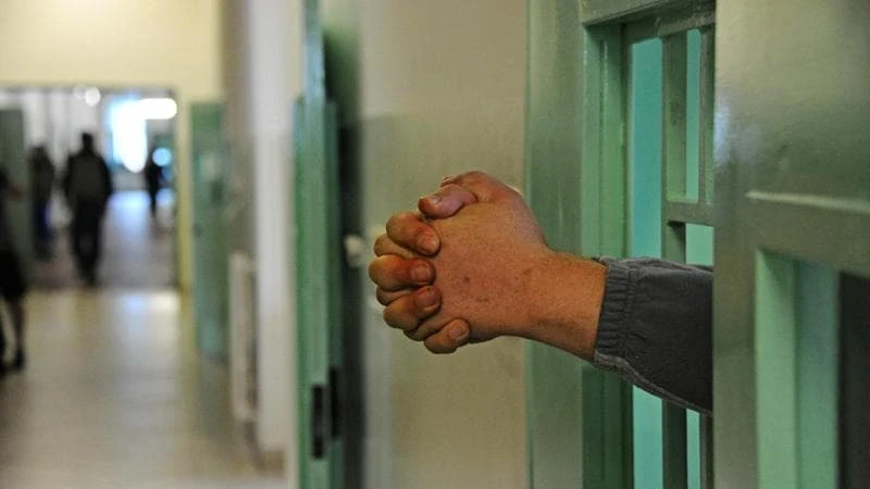 La Cassazione dice no al permesso per il detenuto attore: “Recitare non rientra tra le necessità”