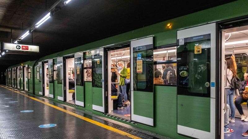 Sciopero dei mezzi: disagi in metrò, chiuse alcune tratte della M1 e della M2. Regolari bus e tram