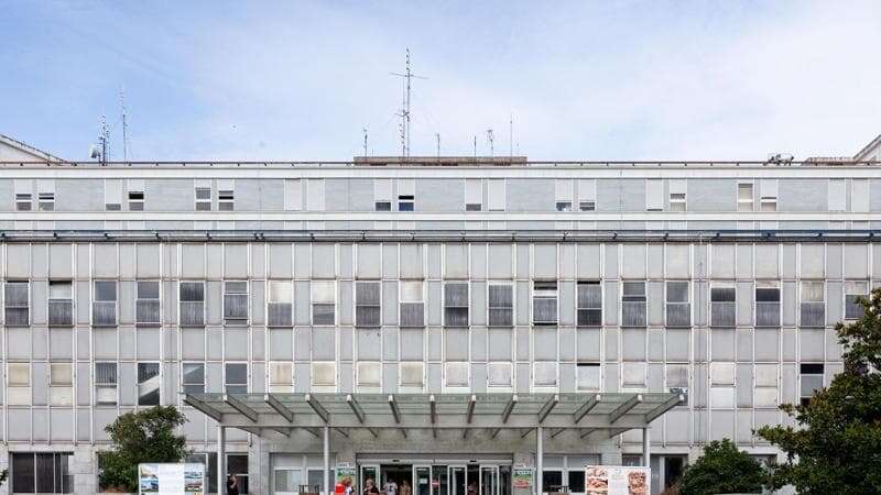 Cremona, principio di incendio all’ospedale Poma sotto il reparto di Pronto soccorso pediatrico: evacuati 20 bambini