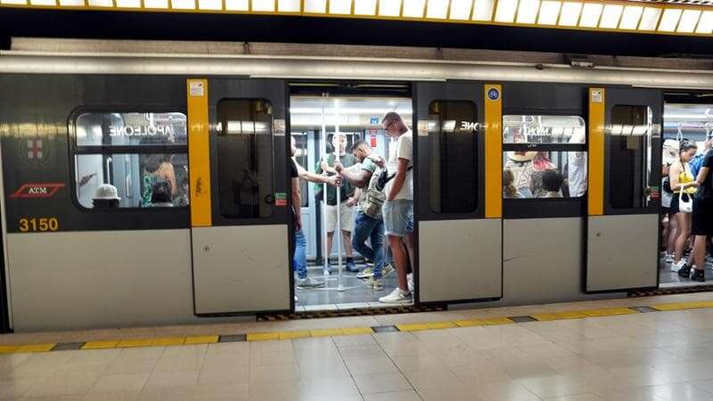 M3 sospesa tra Porta Romana e Centrale per soccorrere un passeggero: la linea Gialla della metropolitana non ferma a Duomo