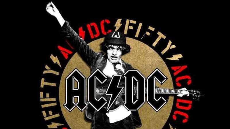 Gli Ac/Dc festeggiano i lori 50 anni di carriera, a Milano un pop un store dedicato e nove album ripubblicati in vinile color oro