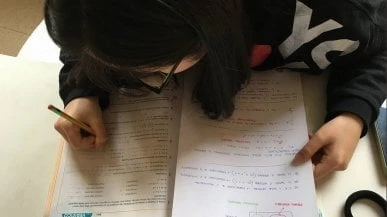 Ripartono a Milano le raccolte solidali di materiale scolastico a favore degli studenti in difficoltà economiche