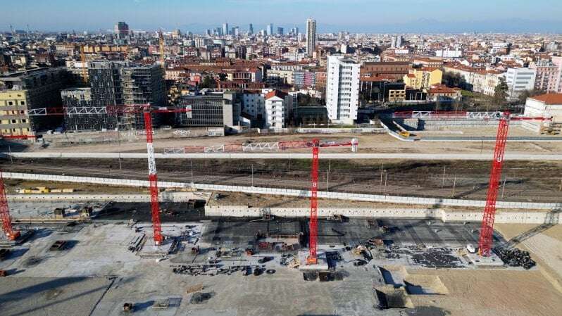 Milano è sempre la città più cara d'Italia: comprare casa costa in media 5.200 euro al metro quadro. Ecco i prezzi anche degli affitti nei quartieri