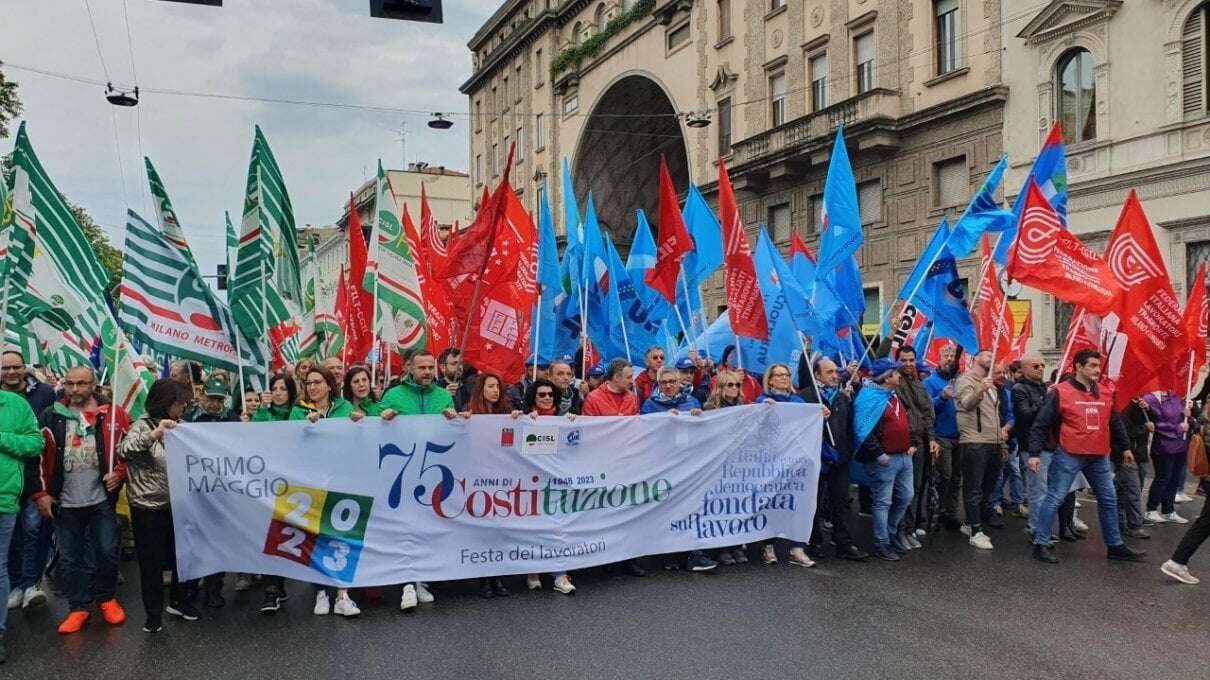 Primo Maggio, al via il corteo sulle note di Bella Ciao. Buscemi: 