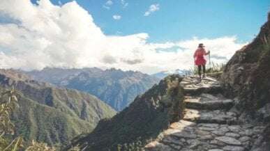 Pellegrini in crisi, rotto il ponte Crocettone: bloccata via Francigena lombarda