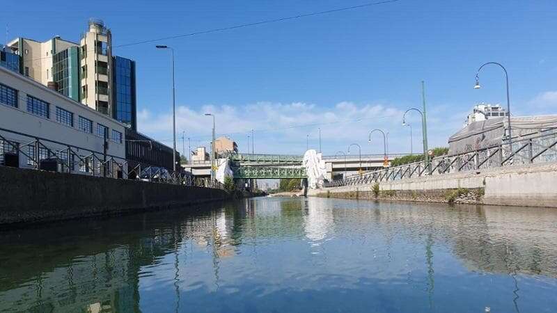 Siccità sul lago Maggiore, ridotta di 5 volte l’acqua sui Navigli. Villoresi: “Ma gli agricoltori non saranno in difficoltà