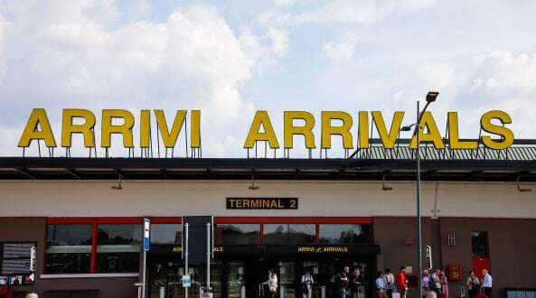 A Linate e Malpensa cancellati 150 voli su un totale normale di circa 800