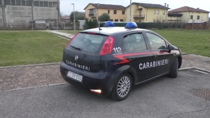 La ragazza ferita con le forbici sottoposta a un intervento di 8 ore: 