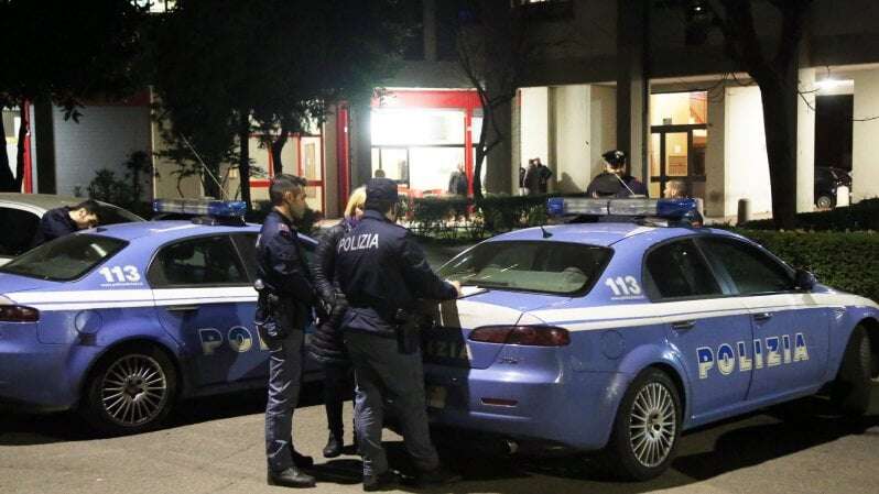 Guida ubriaco per le strade di Sesto San Giovanni, fermato due volte dalla stessa pattuglia