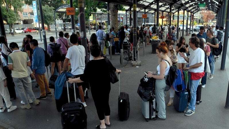 Taxi, Sala: “Chiederemo a Regione circa 1000 licenze per Milano”