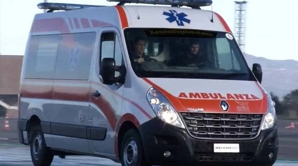 Scontri a un presidio di lavoratori della logistica nel Lodigiano: un ferito grave. I sindacati: 