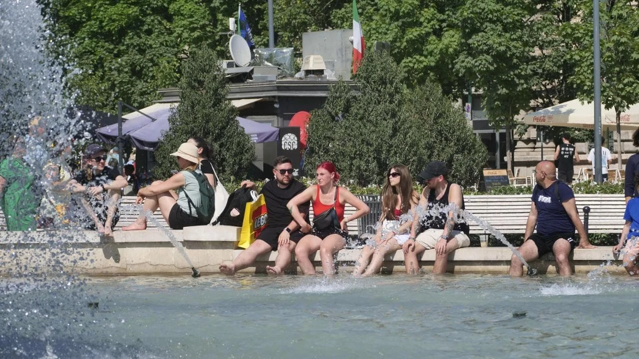 Caldo anomalo a Milano: mercoledì giornata da bollino arancione con picchi di 36 gradi