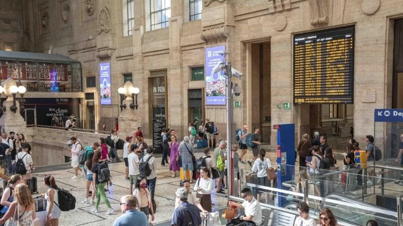 Sciopero treni, cancellazioni e ritardi in Lombardia. Disagi per guasto alla stazione Greco Pirelli