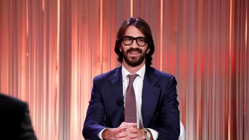 Equalize, inchiesta per estorsione a Leonardo Maria Del Vecchio: ricatto per immagini private