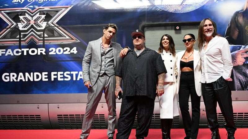 X Factor, al via la nuova edizione: “Cerchiamo kamikaze della musica”