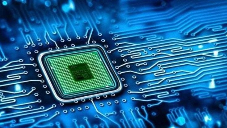 Smartphone, server e computer: chi si ferma con la penuria di chip
