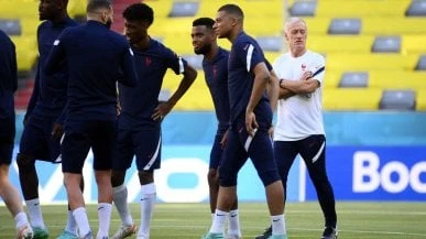 Francia, Deschamps. 