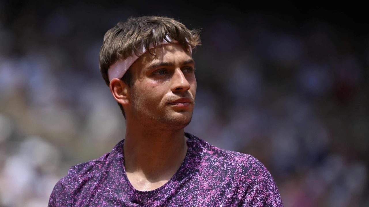 Arnaldi, Berrettini e Cobolli agli ottavi: quando giocano e a che ora | L'Italia fa festa a Parigi