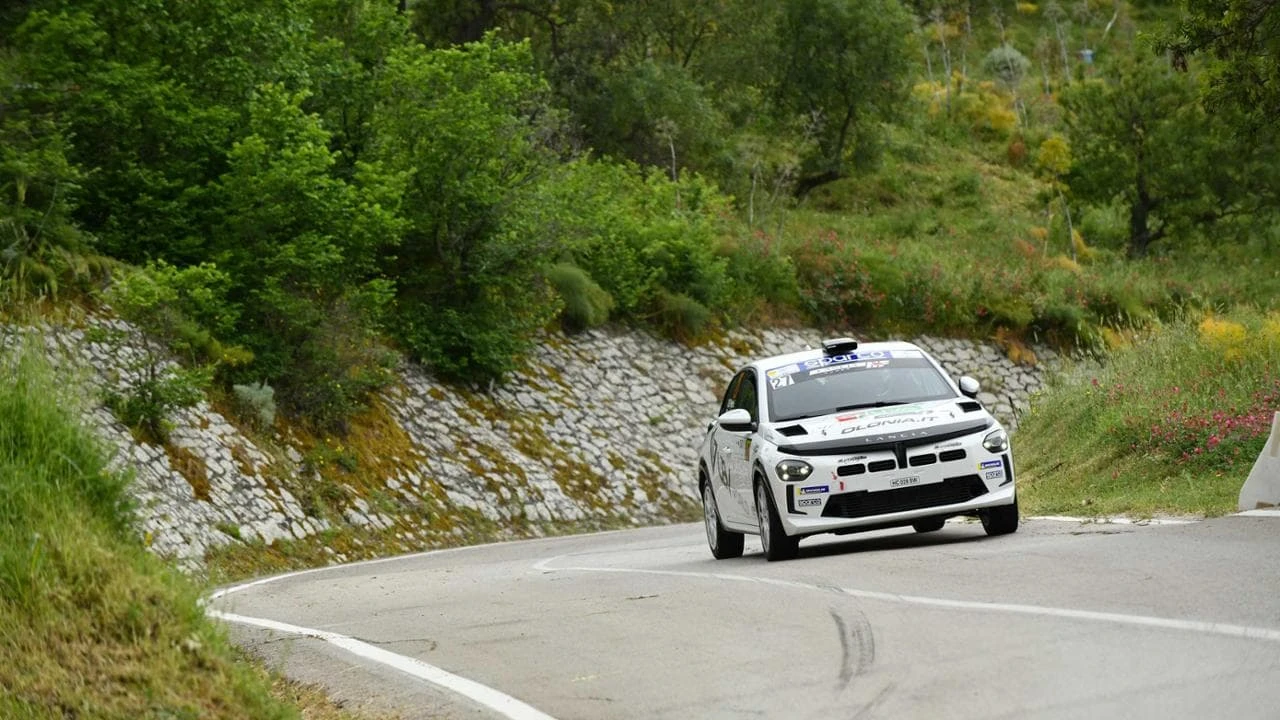Lancia, l’anima da corsa riparte dalla Targa Florio con la Ypsilon Rally4 HF