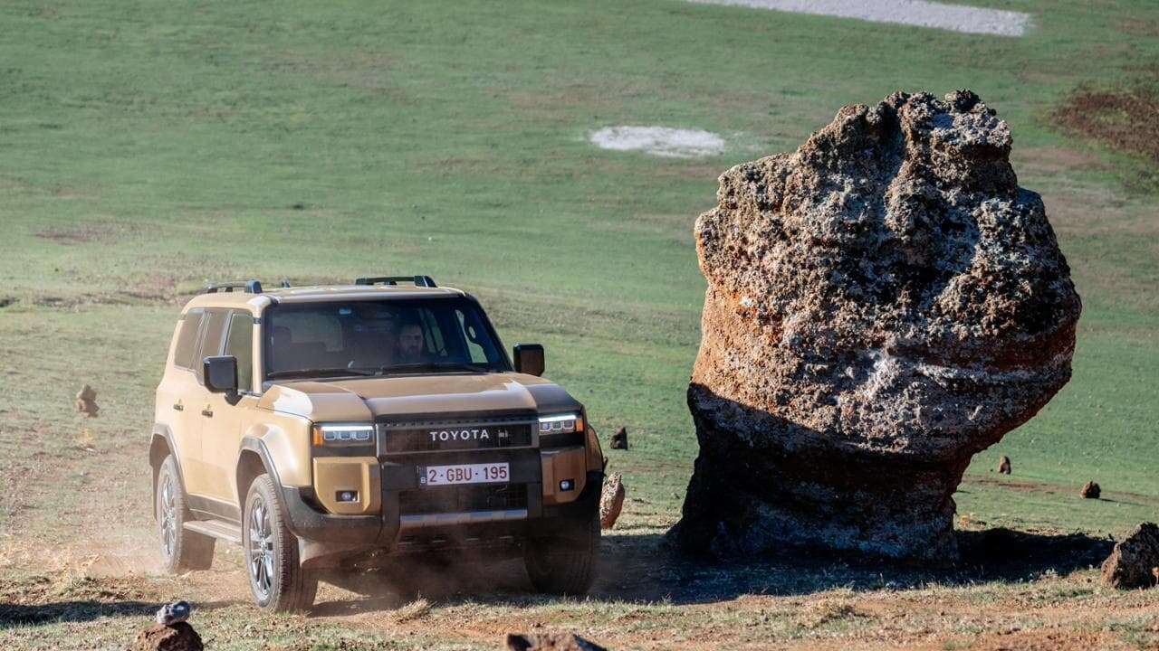 Toyota Land Cruiser, la leggenda continua: raid in Marocco con l’ultima versione. Come è andata