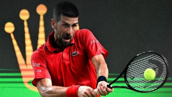 Shanghai, Djokovic supera Cilic e va avanti: “Ora Sinner, con tre set posso farcela”