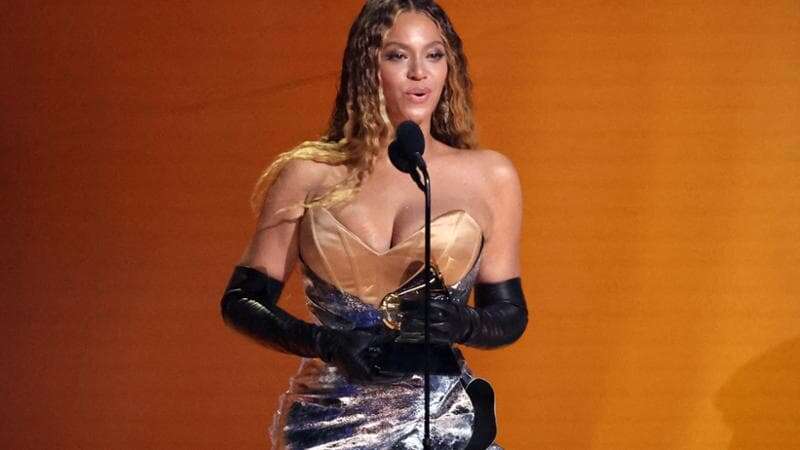 Beyoncé snobbata dai premi del country: nessuna candidatura per ‘Cowboy Carter’