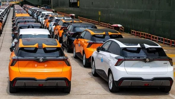 Auto elettrica, in Europa la soluzione è il leasing sociale. Ecco perché