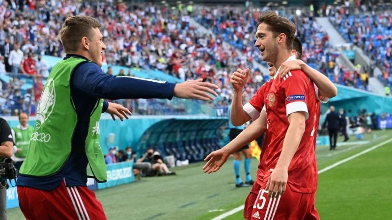 Una magia di Miranchuk rialza la Russia: 1-0 alla Finlandia