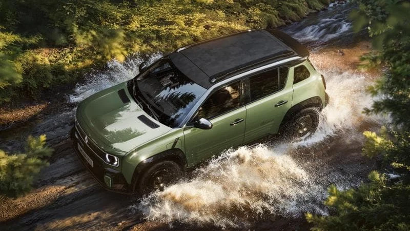 Renault 4 Savane 4x4 Concept in anteprima al Roland-Garros