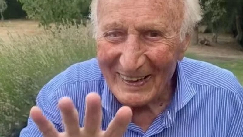Morto Nonno Severino, star dei social. Aveva 96 anni