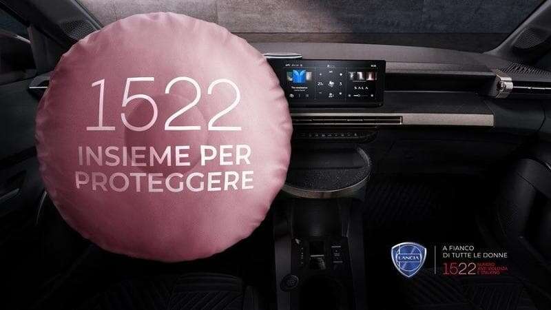 Lancia e le donne: “Insieme per proteggere”. Via alla campagna per il 1522