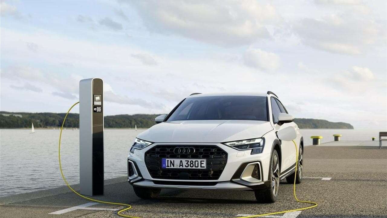 Audi A3 allstreet Tfsi e, il crossover urbano dei quattro anelli diventa plug-in