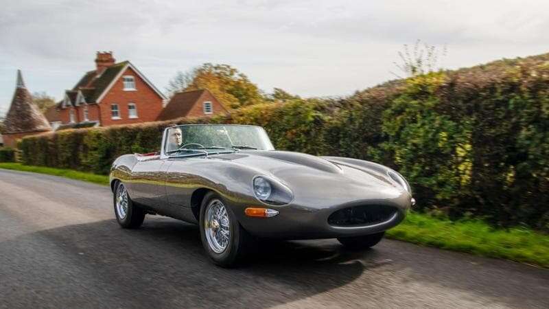 Così la Jaguar E-Type Roadster diventa una Speedster