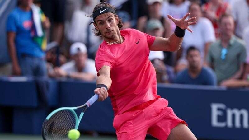 Musetti batte Kecmanovic agli Us Open: il sofferto elogio della resilienza di Lorenzo. Berrettini eliminato