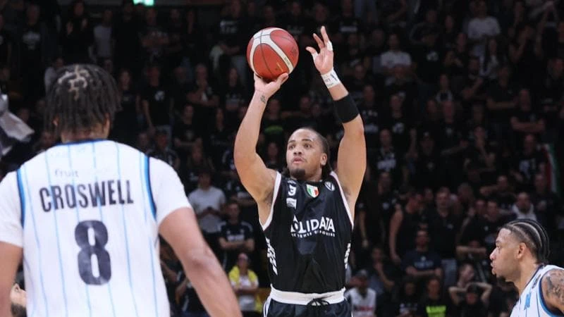 Milano rialza la testa. Bologna vince all’overtime, ok Brescia e Trieste
