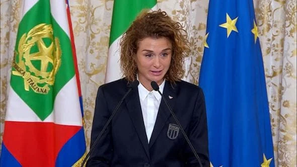 Calcio, la capitana commossa da Mattarella: 