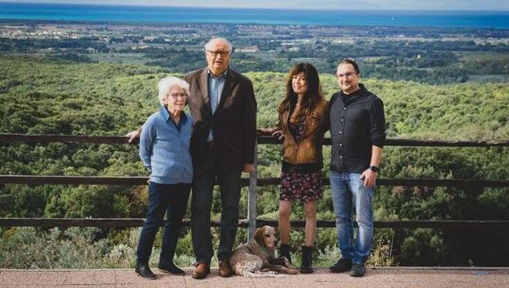 Firenze, i nipoti degli “Angeli del fango” e quel vino dal sapore persiano