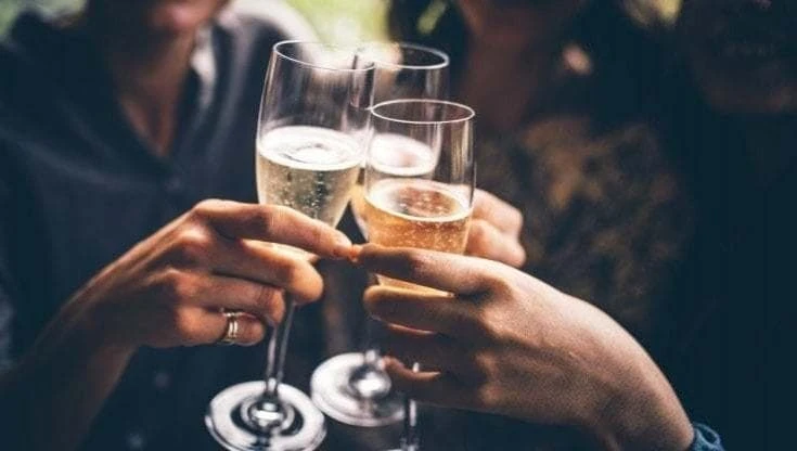 Bollicine alla prova dei dazi: dal Prosecco ai frizzanti ancestrali, gli 8 vini da provare