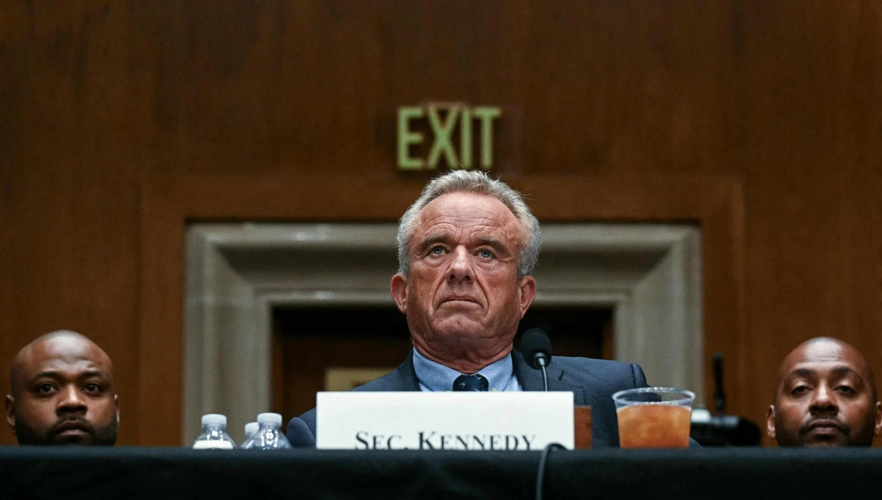 Robert Kennedy licenzia tutti i membri del Comitato vaccini del Cdc
