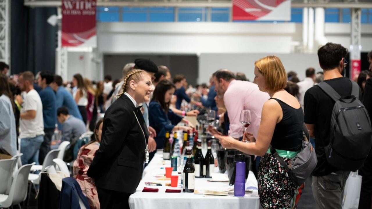 Guida Slow Wine, escluse le cantine che usano il diserbo chimico