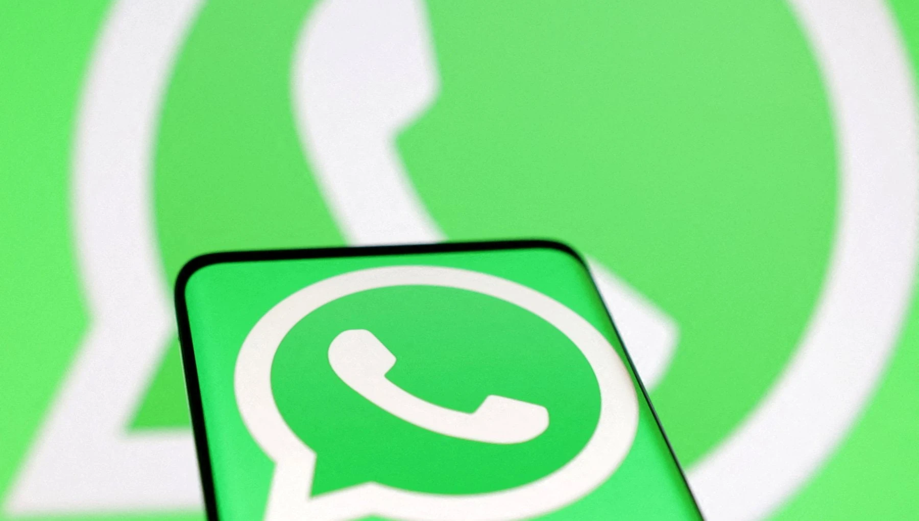 Cosa significa il bando cinese di WhatsApp, Telegram e Signal dall’App Store di Apple