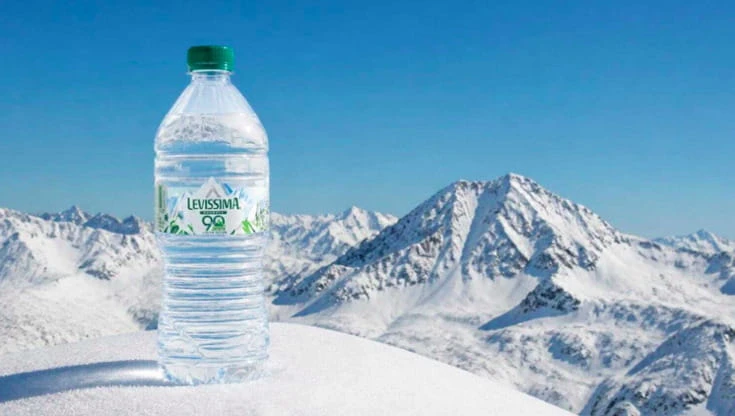 Acqua Levissima, i 90 anni di un’icona ad alta quota