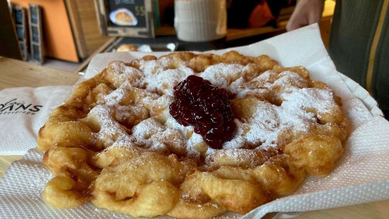 A Bressanone, dietro le quinte del mercatino di Natale più famoso d’Italia