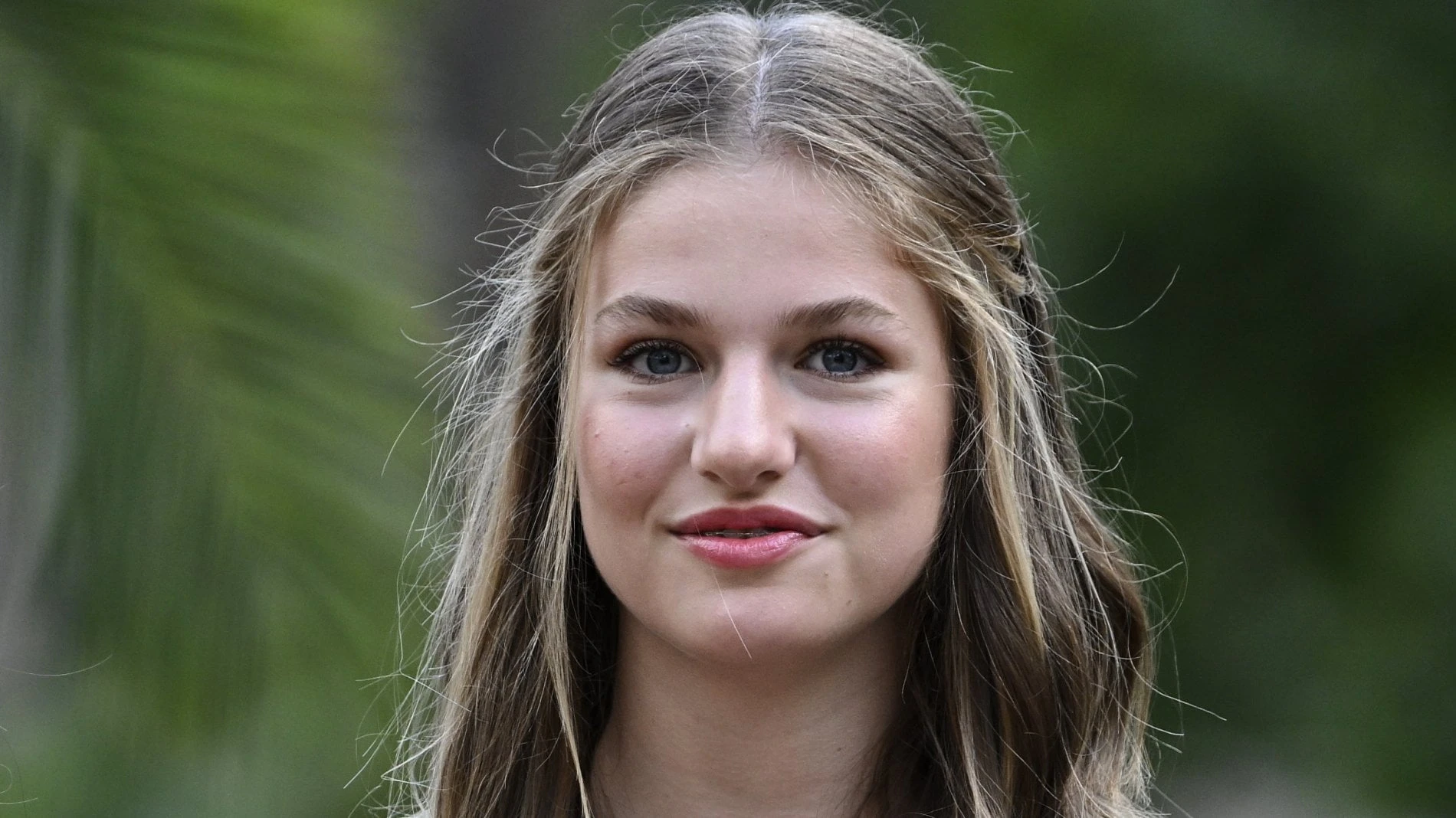 La principessa Leonor compie 18 anni e giura fedeltà alla Costituzione. Per la futura regina di Spagna è già gadget-mania