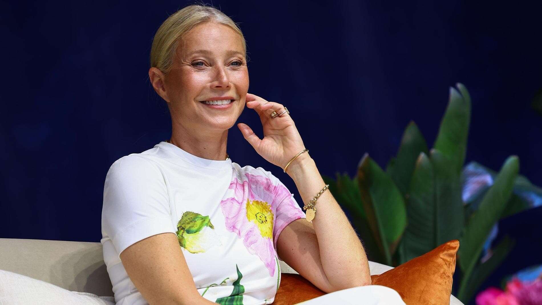 Gwyneth Paltrow, l’ultima trovata detox è un bagno di pioggia per la “pulizia” spirituale