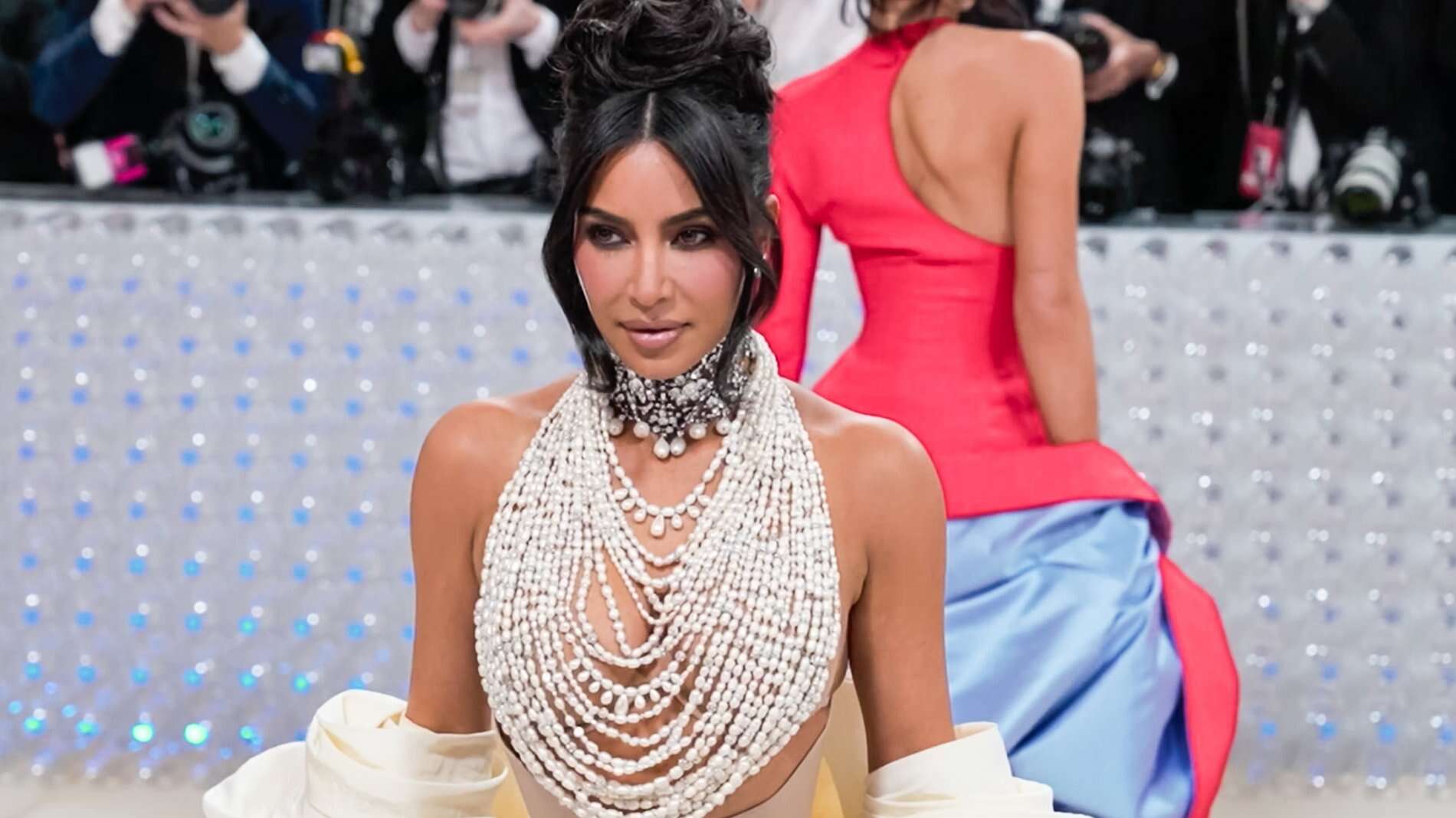 Buon compleanno Kim Kardashian, la star che tutto può