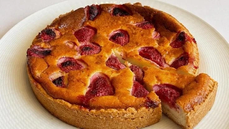 La ricetta perfetta della crostata di ricotta con le fragole