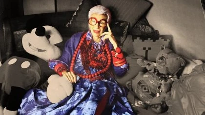 Iris Apfel e i social: l'ultimo post un giorno prima della morte