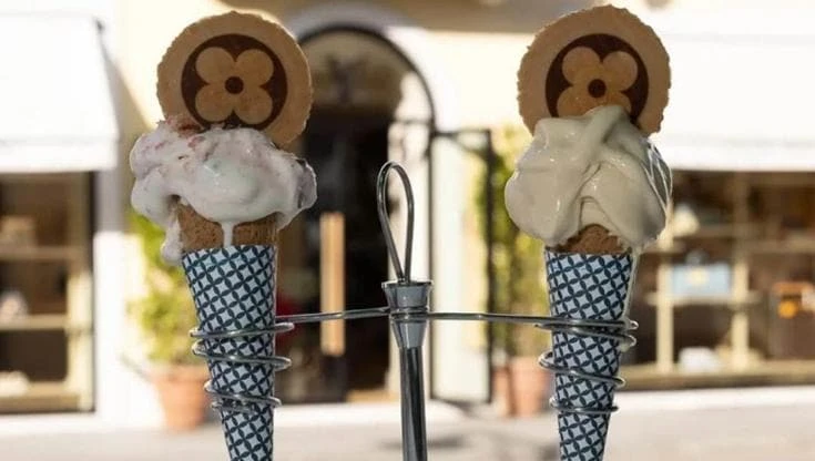 Gelati griffati Louis Vuitton: a Forte dei Marmi in scena il cono di lusso
