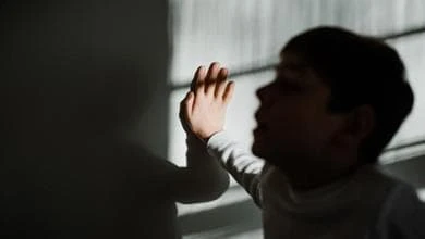 Autismo: “Vi racconto cosa succede quando perdo il controllo della mia mente”